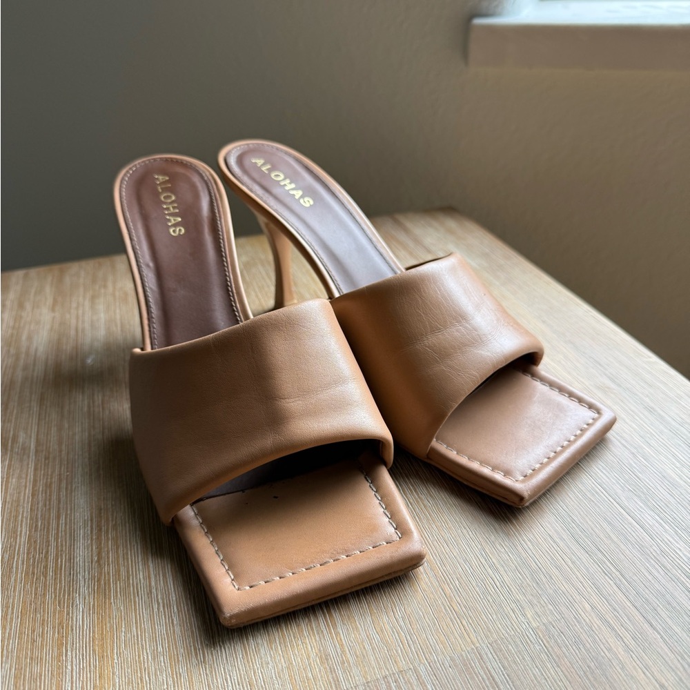 Alohas Heels